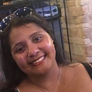 Meet your Posher, Doracely